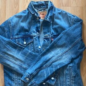 Levis Denim Jean Jacket (Men)